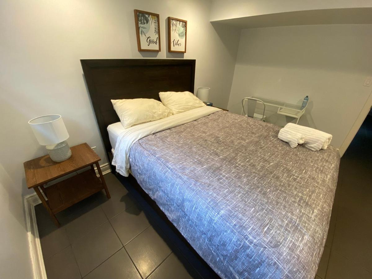 تورونتو Yonge And Finch Subway !S Spacious And Modern Private Bd With Shared Bathroom المظهر الخارجي الصورة